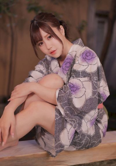 年轻女教师韩国_BD韩语动漫免费观看