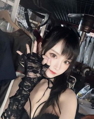 背着奶奶进城演员表_迅雷1080